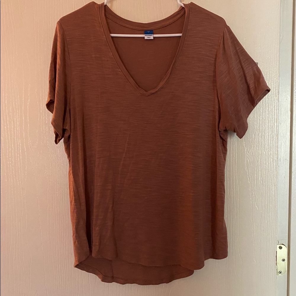 Soft luxe brown tee, size Large, old navy